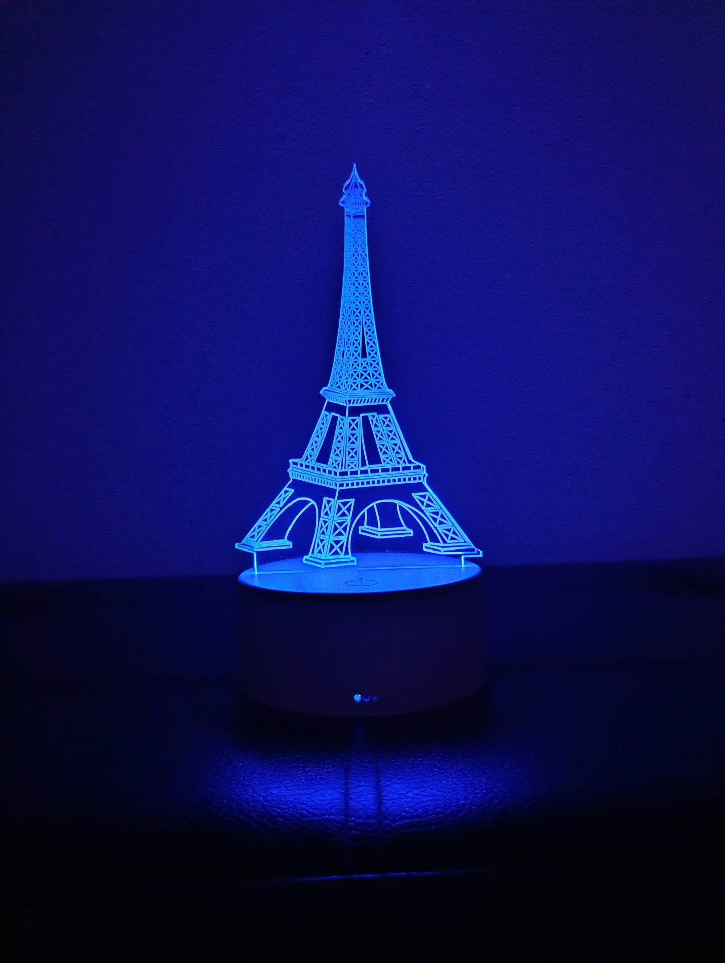 3D hatású Eiffel-torony LED lámpa