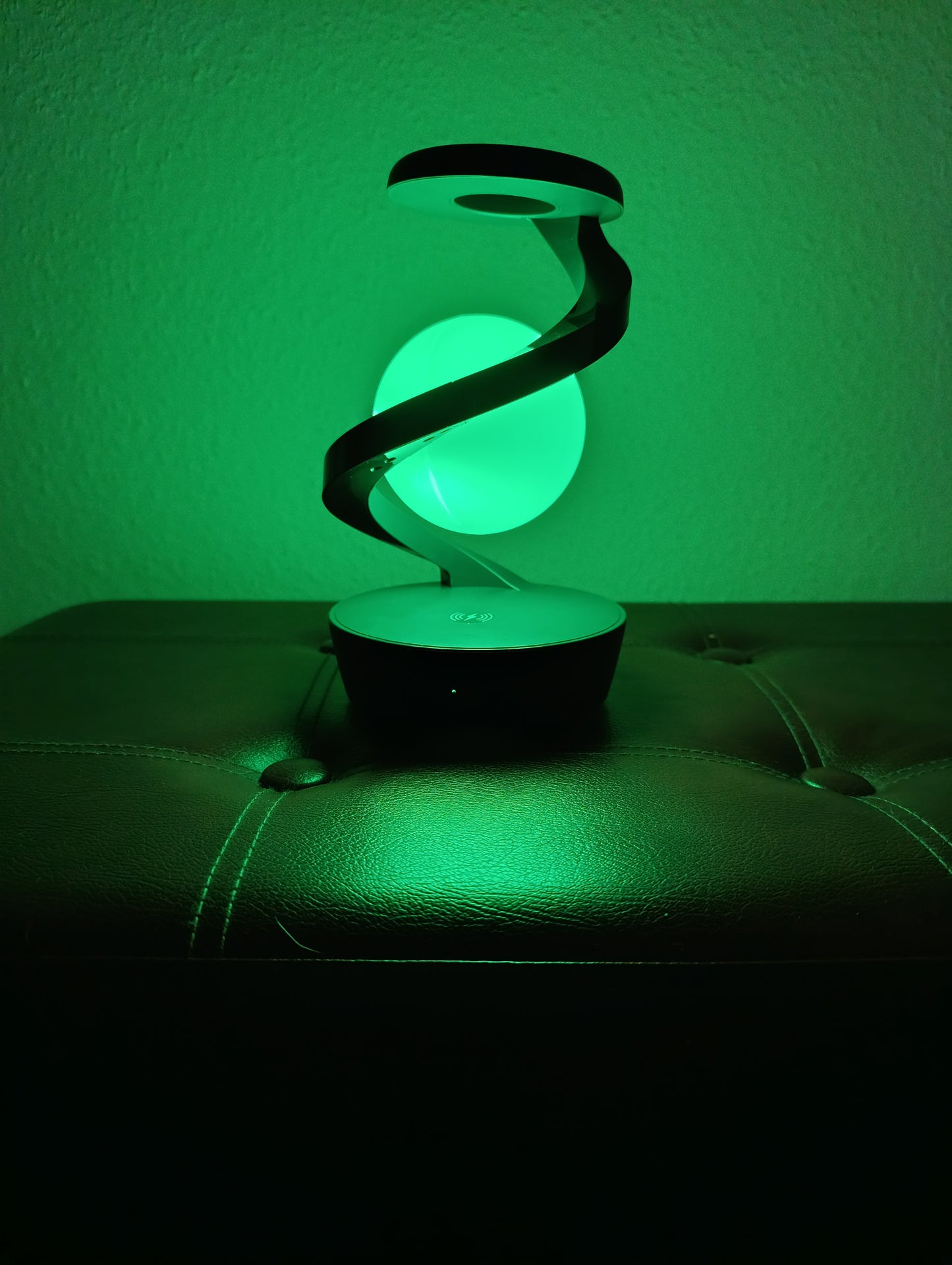 Az igazi varázslámpa vezeték nélküli töltéssel