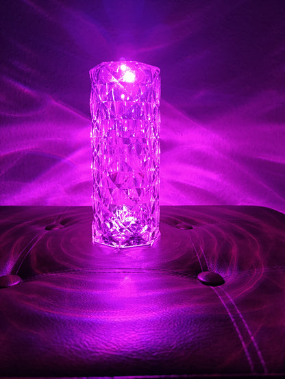 Kristály hatású asztali lámpa 16 féle színnel távirányítóval és USB kábellel