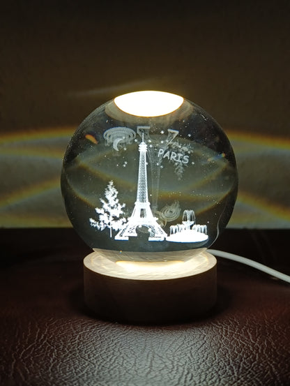 Eiffel-torony Kristálygömb Éjszakai Fény Fa Alappal"